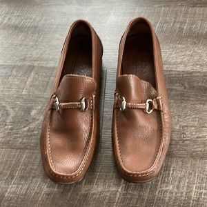 Sandrina by Sandro Moscoloni men’s tan leather loafer size 10D